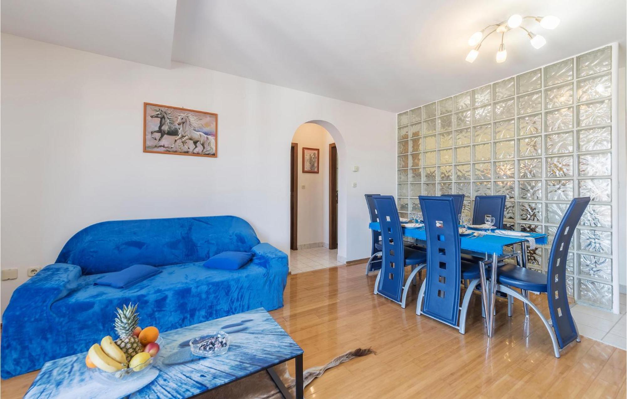 1 Bedroom Beautiful Apartment In Pula Exterior photo